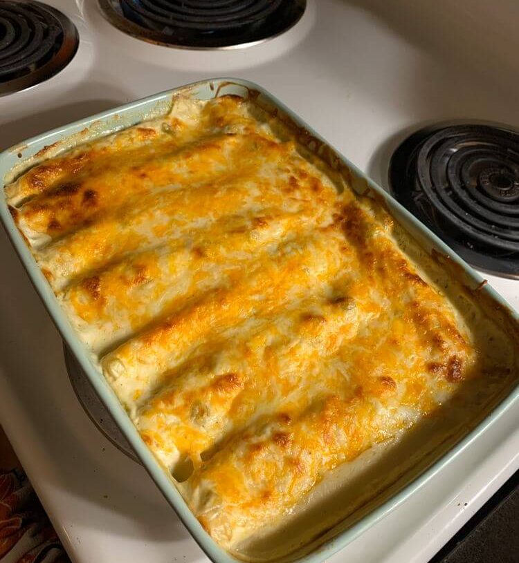 CHICKEN ENCHILADAS WITH SOUR CREAM WHITE SAUCE