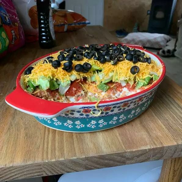 MOM’S 7 LAYER DIP