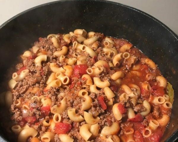 MOM’S GOULASH