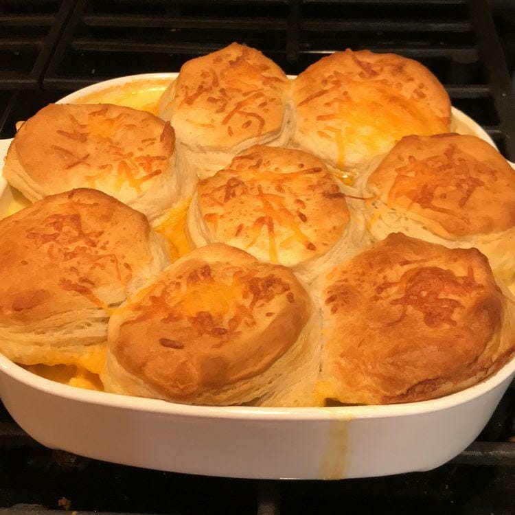 CREAMED CHICKEN AND BISCUIT CASSEROLE