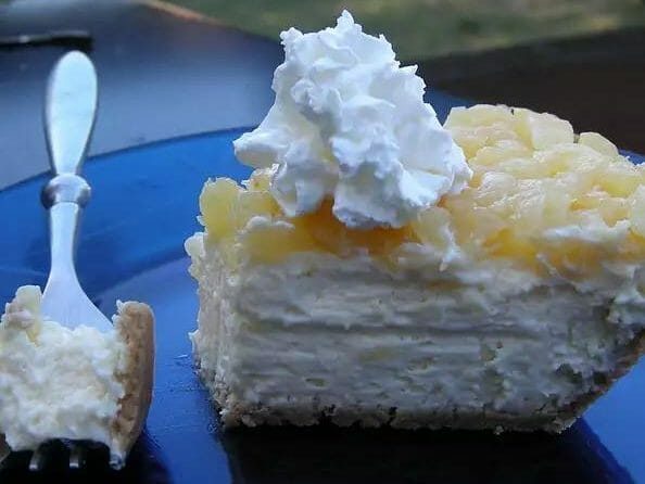 NO-BAKE PINEAPPLE DREAM DESSERT