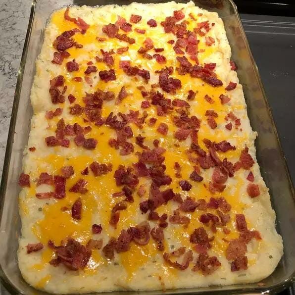 TWICE BAKED POTATO CASSEROLE WITH BACON