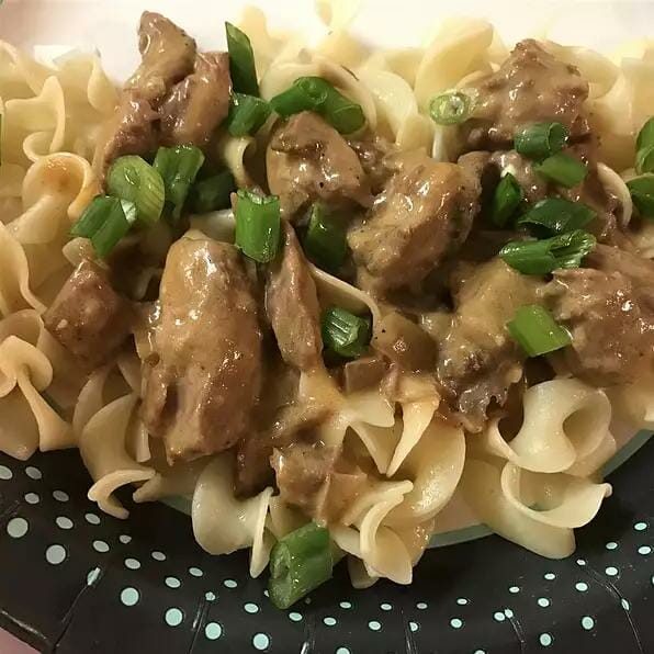 CROCK POT BEEF STROGANOFF