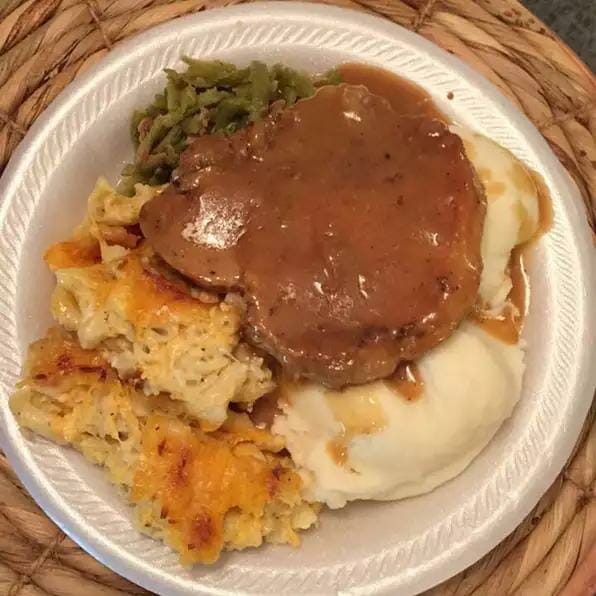 CROCKPOT SMOTHERED PORK CHOPS