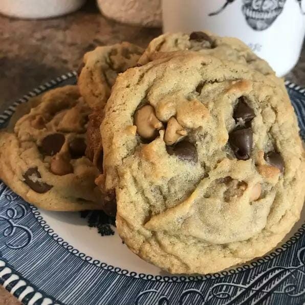 Baileys Irish Cream Chocolate Chip Cookies