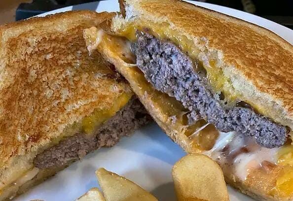 PATTY MELTS WITH SECRET SAUCE