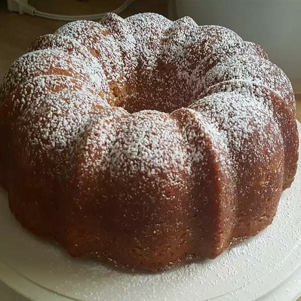 KENTUCKY BUTTER CAKE