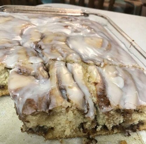 CINNA-BUN CAKE IN THE OVEN – THIS RECIPE IS LIKE A DREAM!