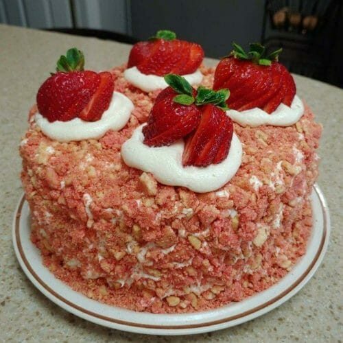 Strawberry Shortcake Crunch Cake with Cream Cheese Frosting