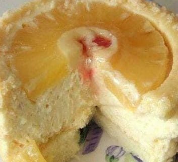 Pineapple Cake with a Cheesecake Filling