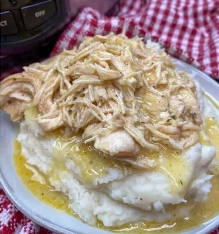 Crockpot Chicken & Gravy