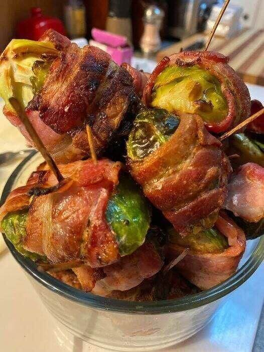 Bacon Wrapped Brussell Sprouts (air fryer)